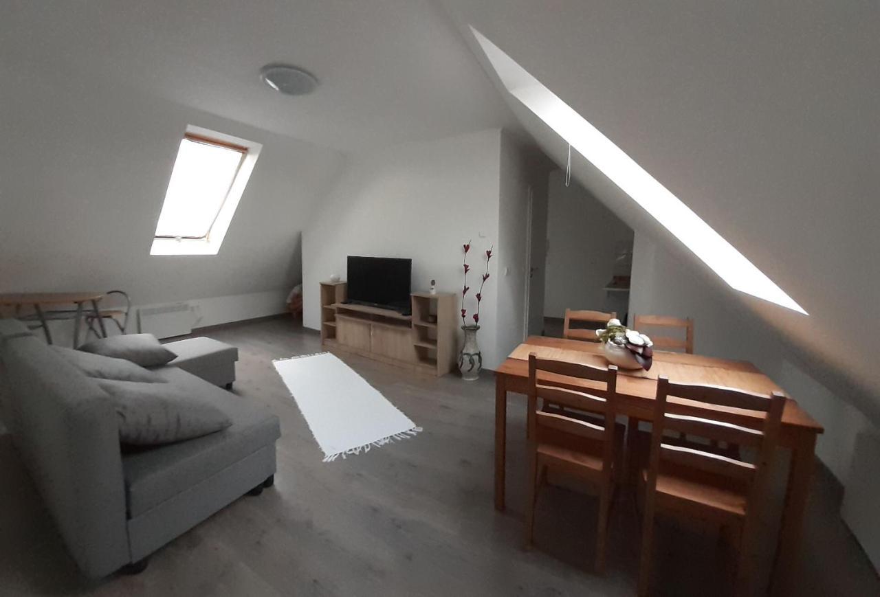 Peak Apartman エゲル エクステリア 写真